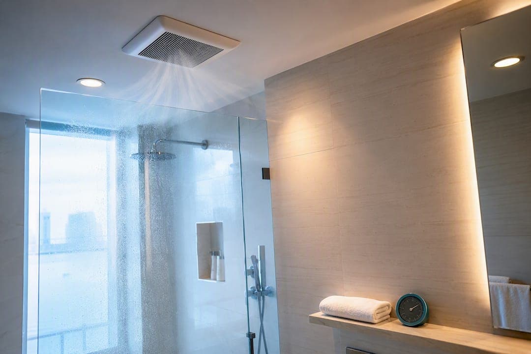 Homeowners: Prevent Bathroom Mold with EPA 30–50% Humidity Plan